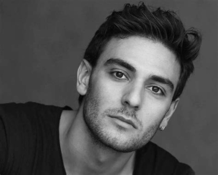 Eugenio Mastrandrea Wikipedia & Age – 5 Facts About The Actor